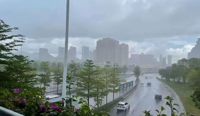 深圳市發(fā)布暴雨黃色預警