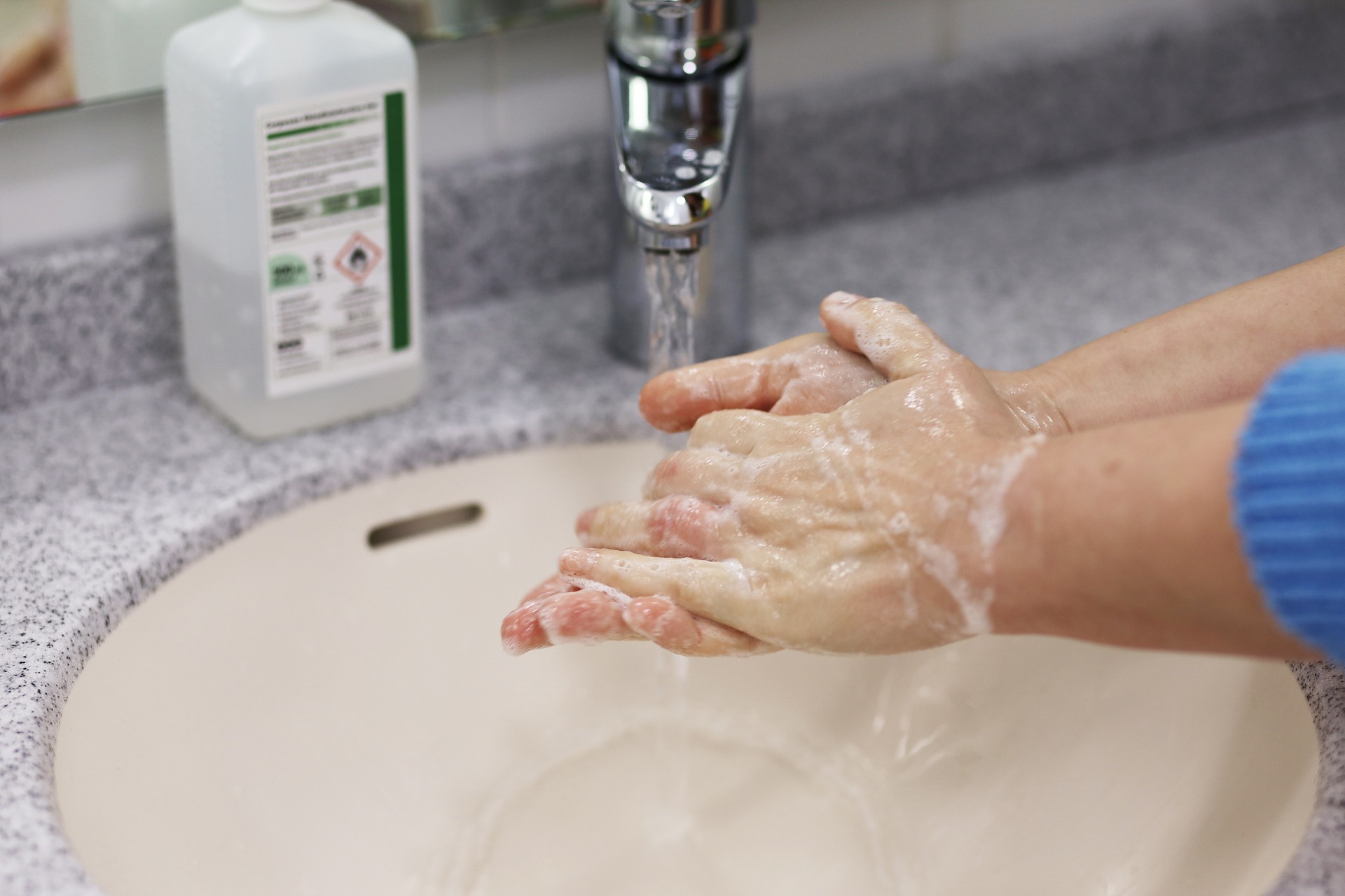 wash-your-hands-4906750_1920 (2).jpg